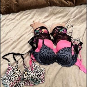 Victoria secrets bras. 36C. Nothings wrong. Just too big